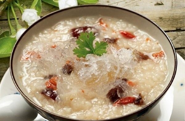 Cháo gà tổ yến