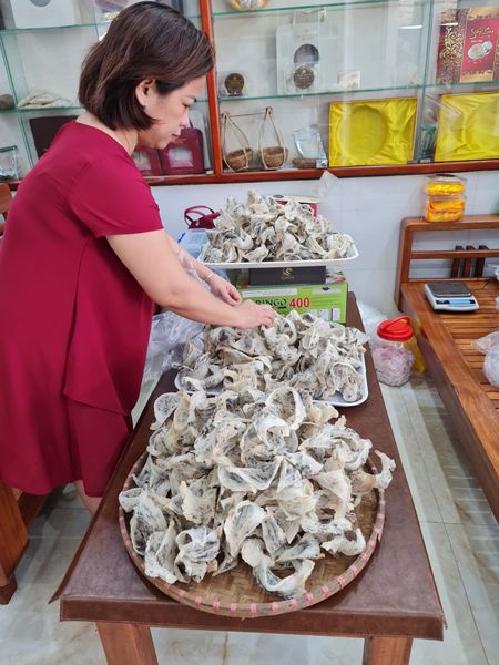 Bán sỉ & lẻ yến sào tại TP Hồ Chí Minh - Yến đá thiên nhiên Tấn Hưng